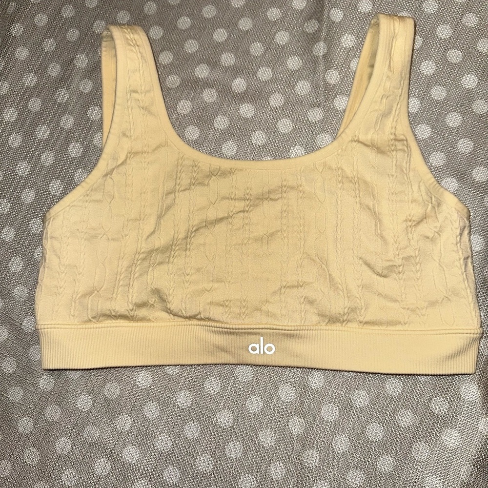 ALO Yoga Women's Cable Knit Sports Bra